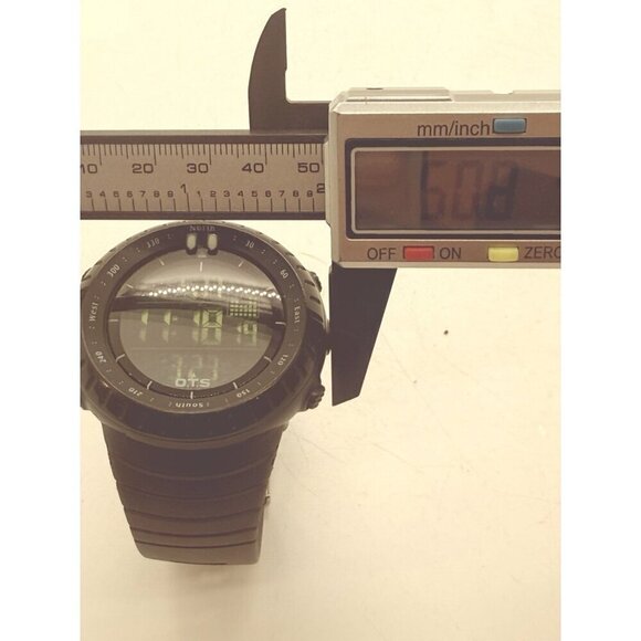 O.T.S Round Watch T7005G Mens 51mm Black LCD Digital Quartz Alarm Chrono WR 5ATM - Picture 4 of 6